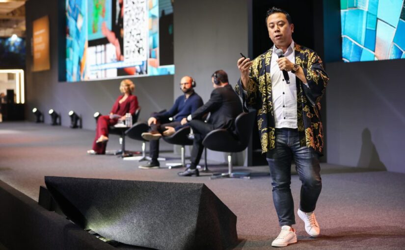 Plenária apresenta receitas de inovação e sucesso do iFood, Stay e Valia